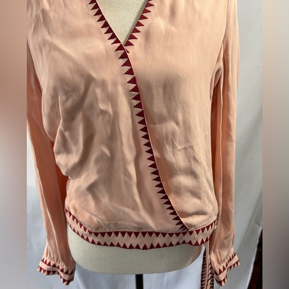 Marie Oliver Pale Pink and Red Accent Wrap Blouse Side Buttons and Tie XS - Picture 9 of 12